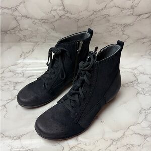 Women’s Dansko Fergie Burnished Suede Black Lace Up Boots EU Size 39